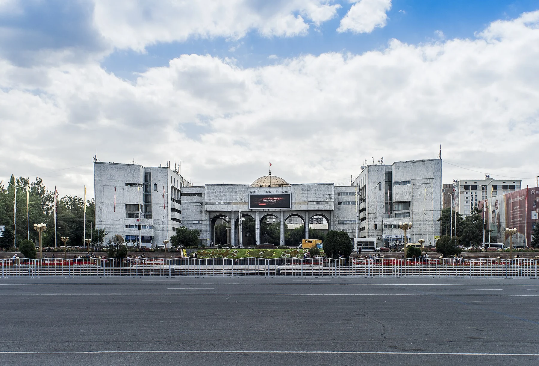 Иссык-Куль и атмосфера отдыха в Киргизии для туров из Екатеринбурга